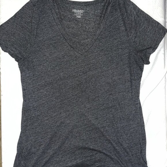 Old Navy Vintage Women’s XL Gray V-Neck Short Sleeve Soft T-Shirt - A154 - Picture 5 of 5